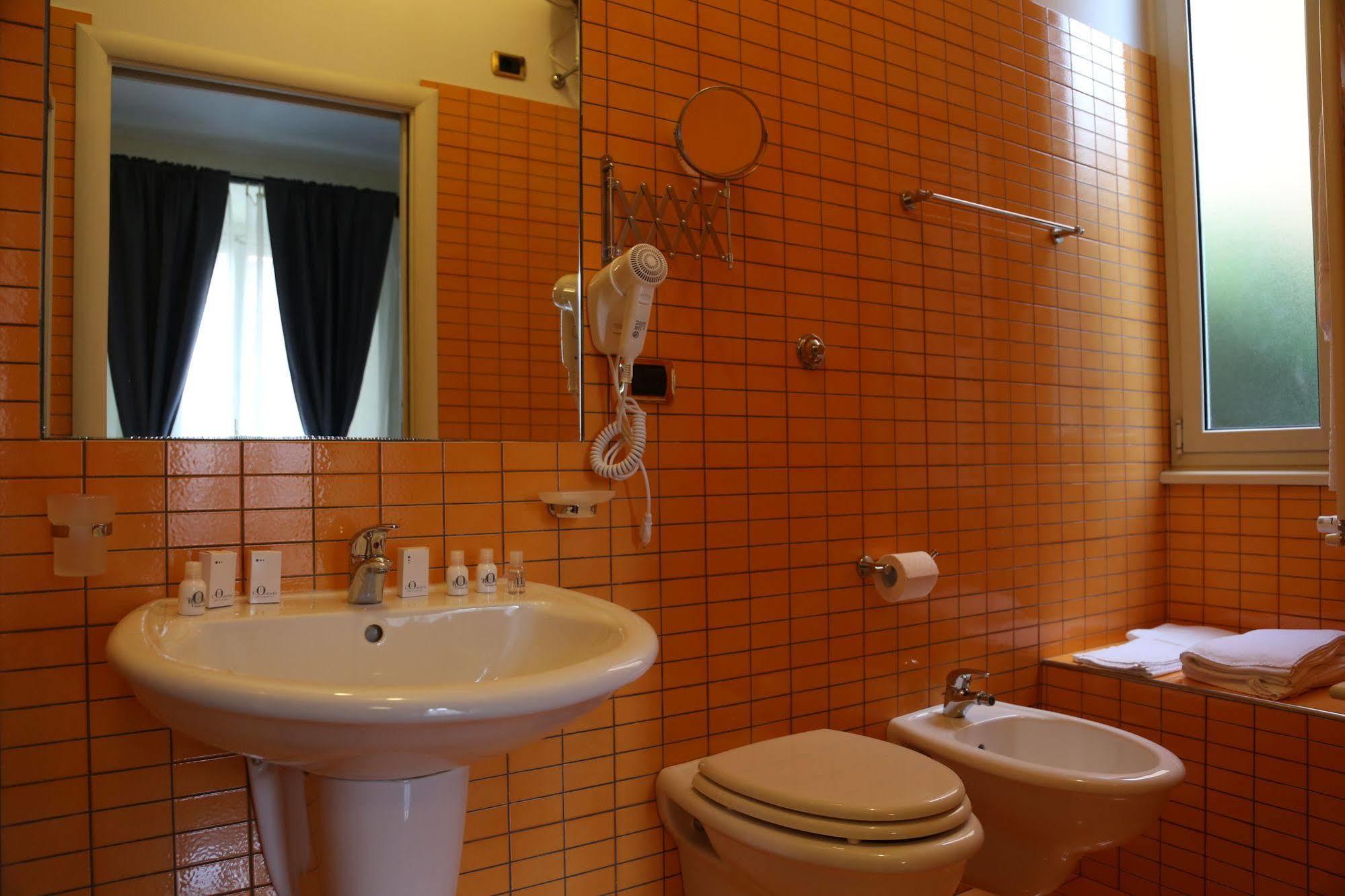 Bed and breakfast Dhome 3*